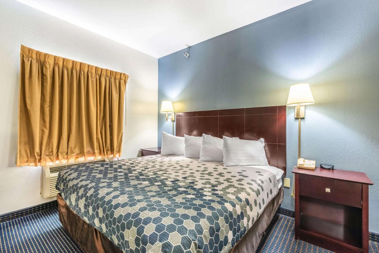 Econo Lodge Inn & Suites Pritchard Road Норт-Літл-Рок Екстер'єр фото