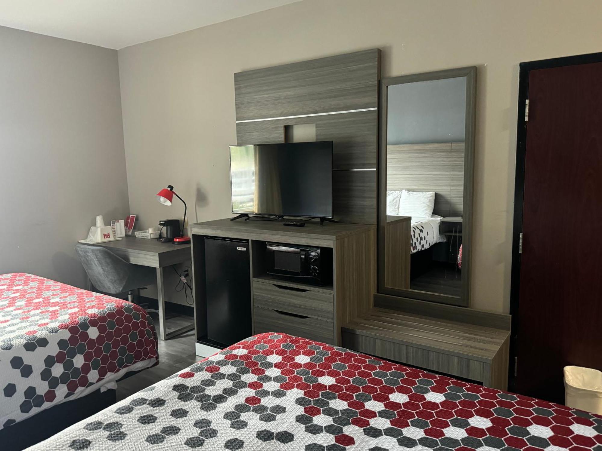 Econo Lodge Inn & Suites Pritchard Road Норт-Літл-Рок Екстер'єр фото